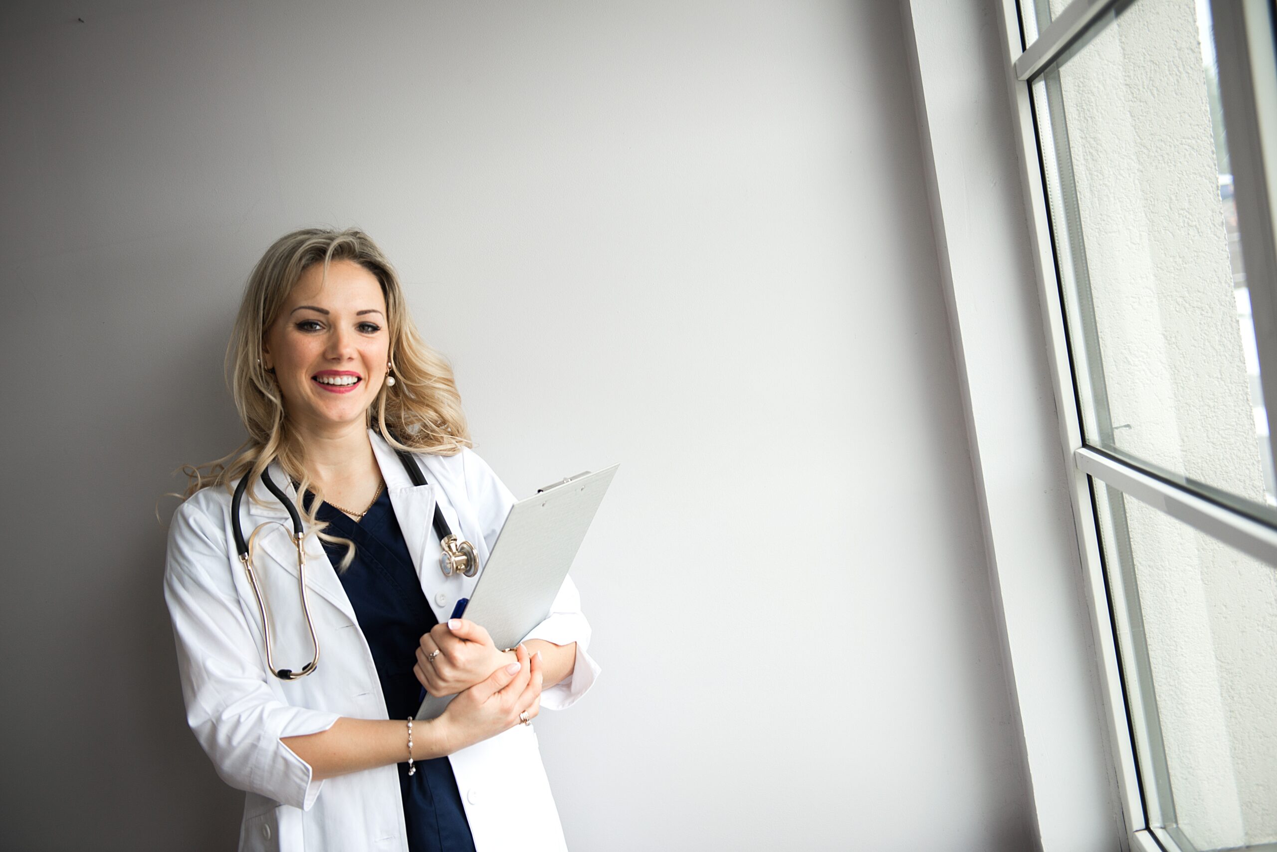 can a physician assistant become a doctor